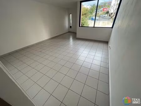 fabien teka immo loue studio st clotilde de 31m² residence avec piscine les jacquiers  ile