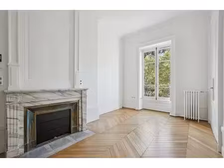 location bureaux 124 m² à 493 m²