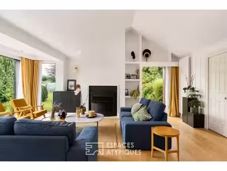 maison d'architecte contemporaine dans son écrin de nature