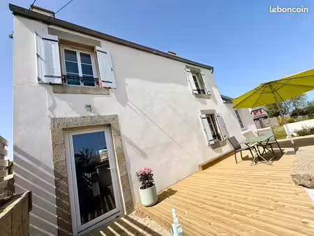 maison 3 chambres avec vue mer et jardin clôturé