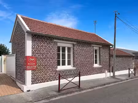 location maison 2 pièces 44.39 m² à ressons-sur-matz (60490)  750 €