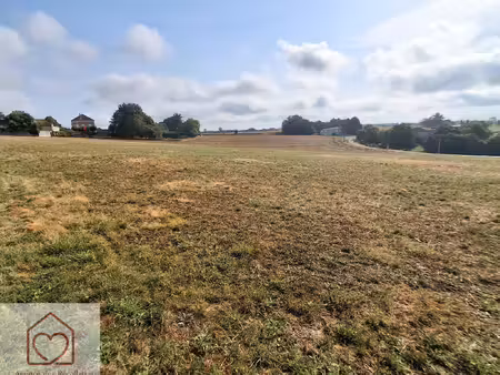 terrain de 3289 m2 avec cu