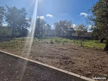 terrain 601 m² cugnaux