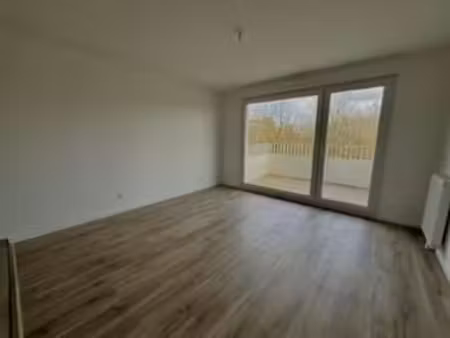 location appartement 3 pièces à saint-sébastien-sur-loire jaunaie-profondine (44230) : à l