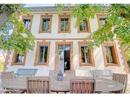 villa 6 pièces 172 m²