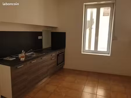 appartement t2 61m2