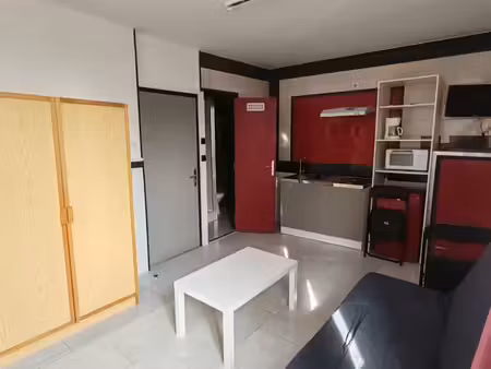 studio 1 pièce 18 m²