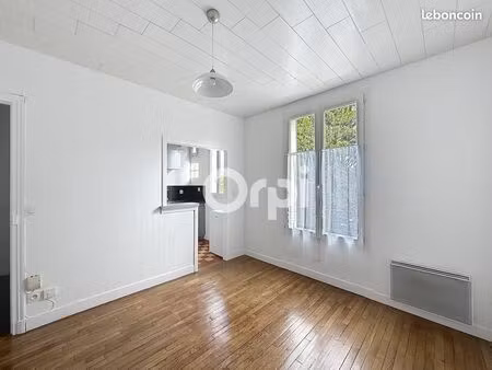 studio 1 pièce 18 m²