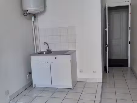 lyon 69003 - studio 23 m2 - 64 ave lacassagne