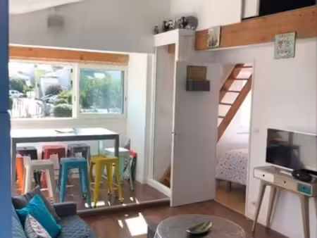 t2 refait à neuf avec vue sur mer