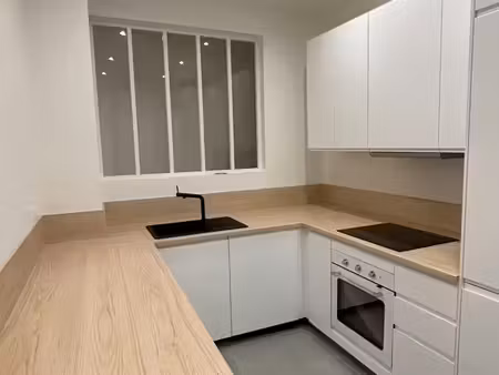 beau t3 - rue de l'université