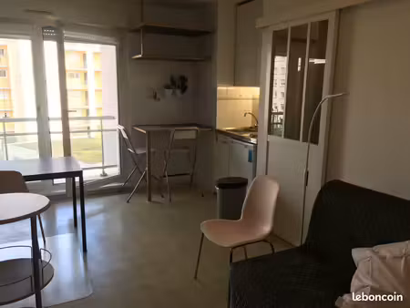 studio meublé