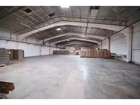magazijn/opslagruimte te huur met een oppervlakte van 860m2!