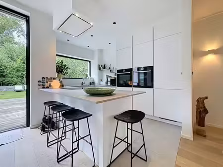 st-job– maison 3 chambres avec jardin  terrasse et garage