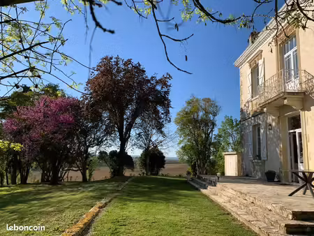 maison de caractère rénovée – 160 m² – 4 chambres – terrain arboré de 3 000 m² – proche fl