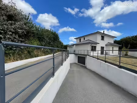 maison 6 pièces 134 m²