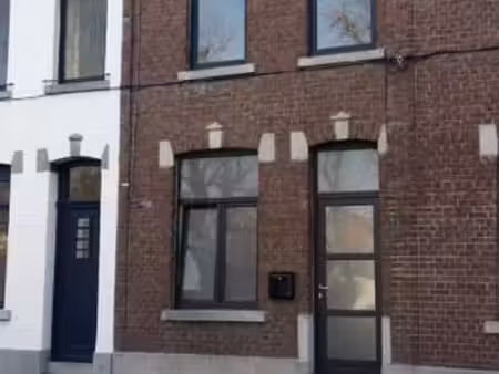 belle maison entièrement rénovée 3chambres