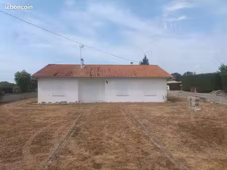 maison à vendre 230k