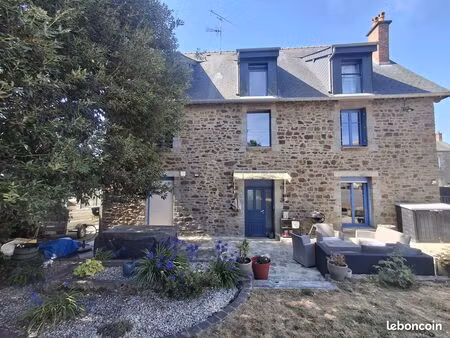 villa 10 pièces 268 m²