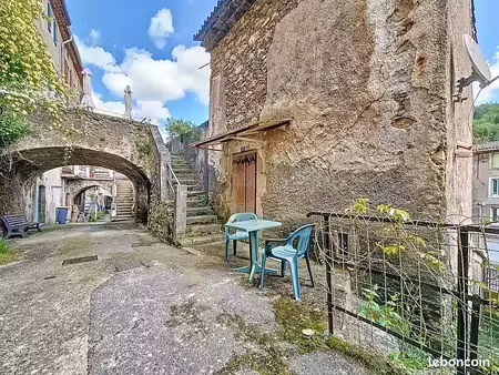 maison de village saint étienne estrechoux 37 000