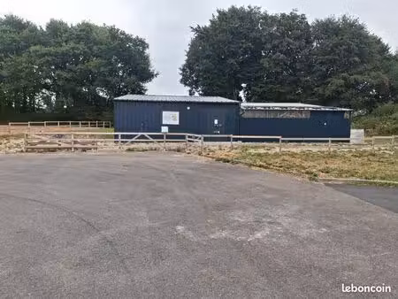 local professionnel / bâtiment d'activités neuf 144 m² + terrain 1 400 m² – coray