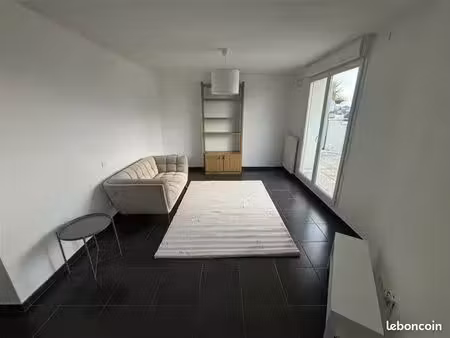 appartement t2 lumineux avec grande terrasse – idéal frontaliers – annemasse