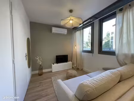 studio 1 pièce 18 m²