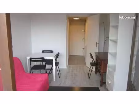 studio meublé 18m2 quartiers facs