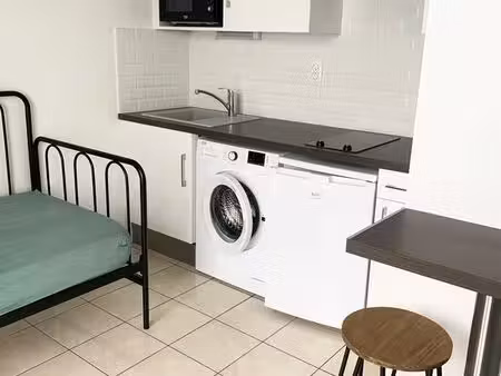 studio meublé • 1 pièce • 21 m²