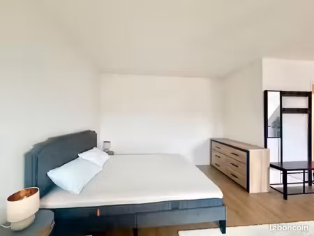 grand studio meublé 38 m² – place saint-marc – rouen – direct propriétaire