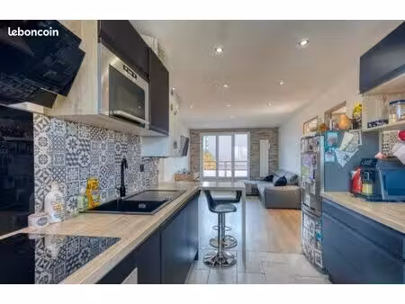 appartement t4 entièrement rénové