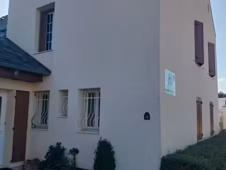 maison meublée 300 m² – 5 chambres – jardin + parc pour cheval