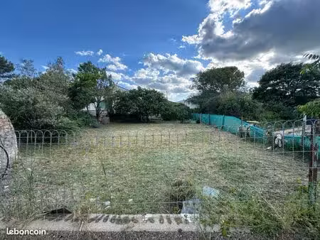 terrain constructible viabilisé 407m2