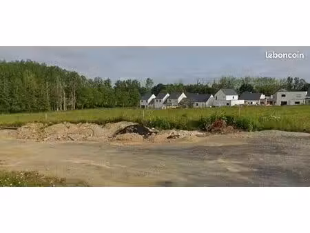 terrain à bâtir de 385 m² à tinteniac (35)