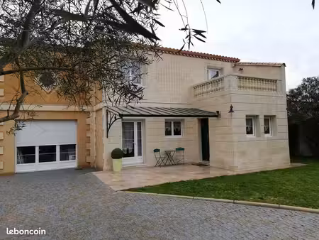 maison 6 pièces 165 m²