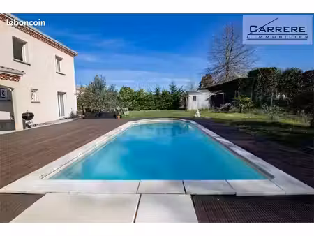 maison 6 pièces 136 m²