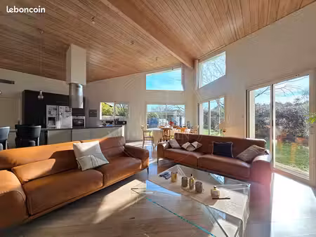 maison 4 pièces 142 m²