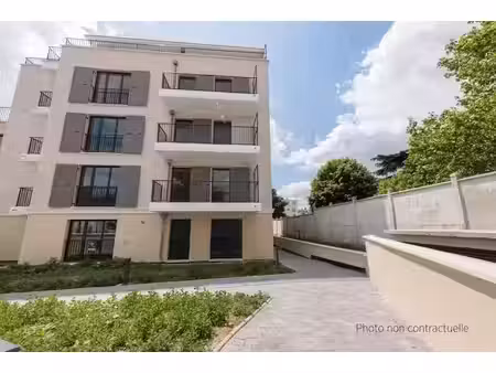 location appartement 3 pièces 62 m² à chatou (78400)  1 303 €