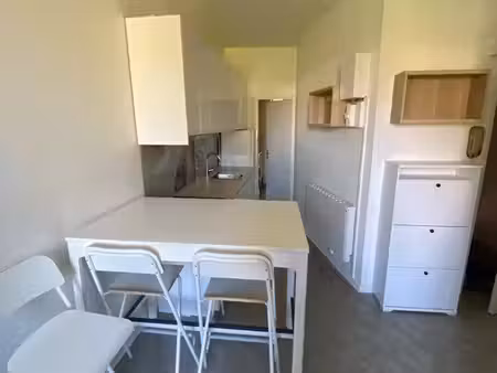 studio meublé