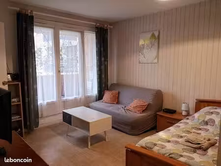 t1 bis 35 m² avec balcon – dax arènes – vendu meublé