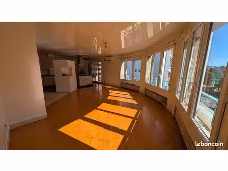 t3 86 m² - climatisation - 2 balcons - ascenseur