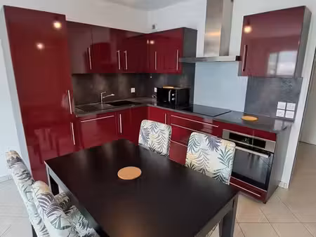 appartement 2 pièces à grenoble de 56 26 m² avec garage