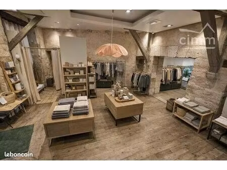 immeuble 6 pièces 211 m²