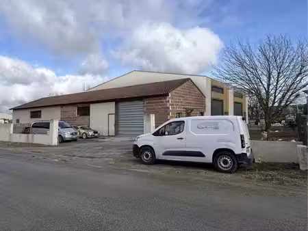 entrepôt avec extension possible – terrain divisible de 944 m² – za mimizan