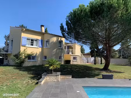 maison 6 pièces 164 m²