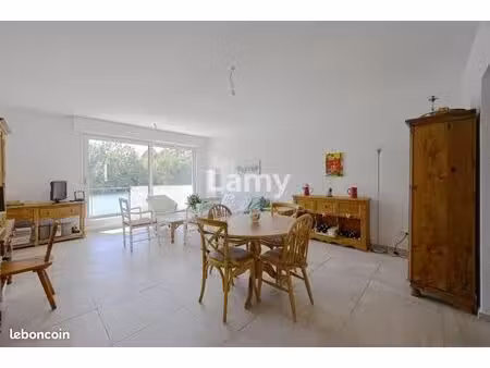 appartement 94 m² meylan