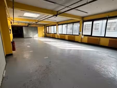oyonnax - local d'activité 252 m² - petit lot indépendant  artisan
