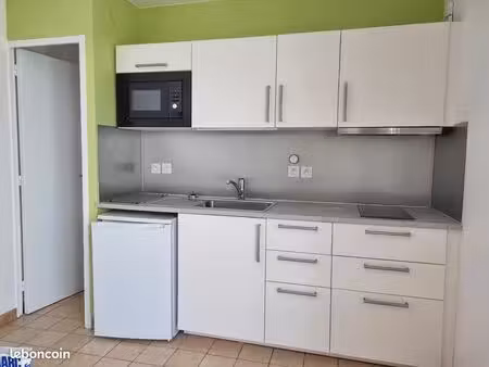 studio meublé au calme sur cour bordeaux ornano