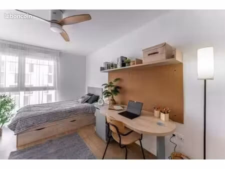 studio 1 pièce 18 m²