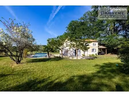 maison 6 pièces 148 m²